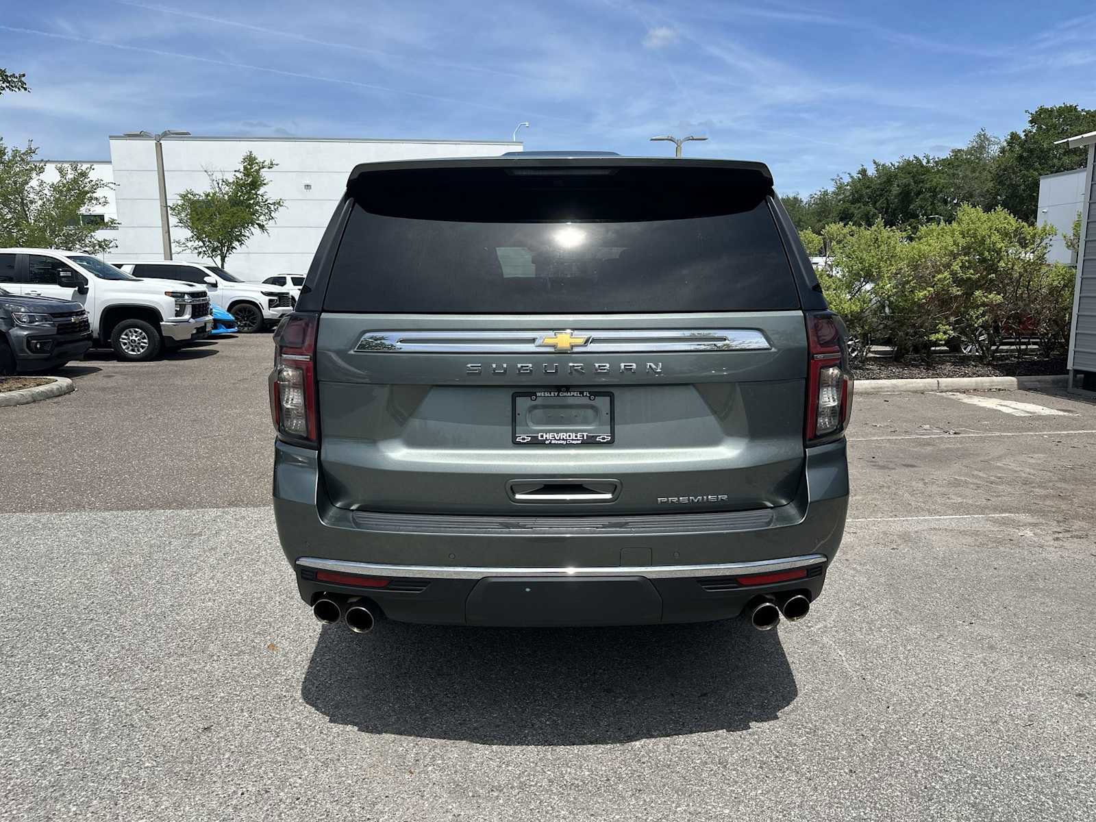Certified 2023 Chevrolet Suburban Premier RWD image 5