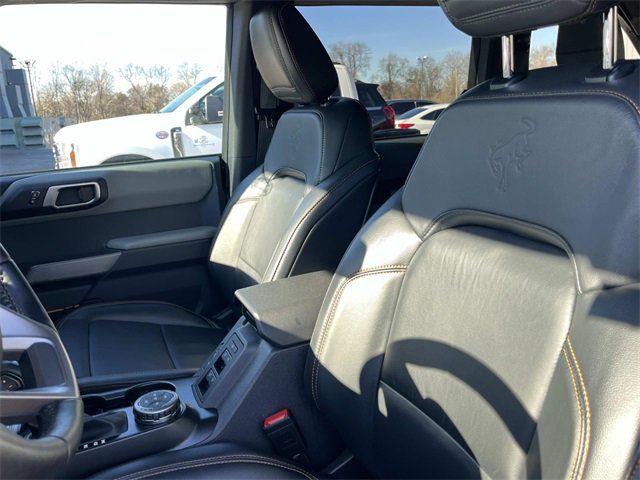 Used 2023 Ford Bronco Badlands image 28