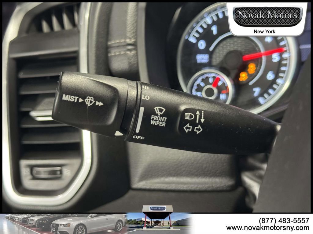 Used 2023 RAM 1500 Laramie AWD/4WD image 21