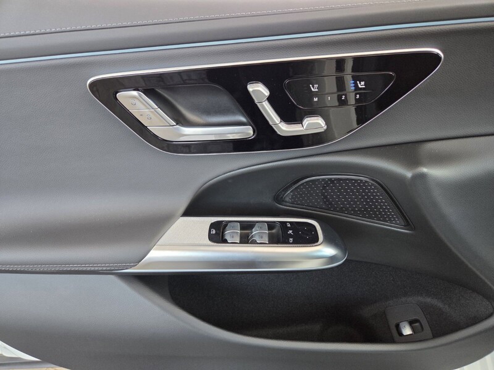 New 2026 Mercedes-Benz E 350 Sedan image 21