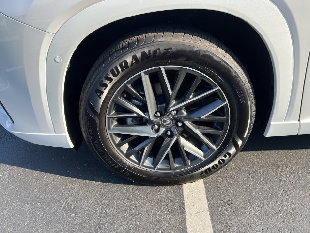 Certified 2025 Lexus TX 350 AWD w/ Technology Package image 8