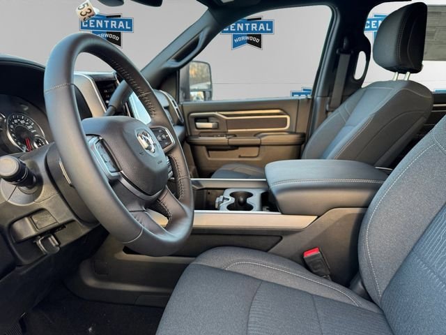 New 2024 RAM 2500 Big Horn w/ Night Edition AWD/4WD image 10