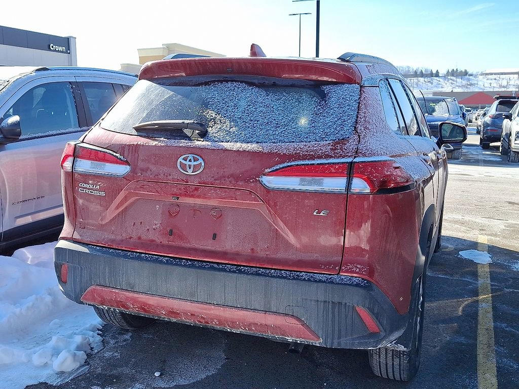 Used 2024 Toyota Corolla Cross LE image 4