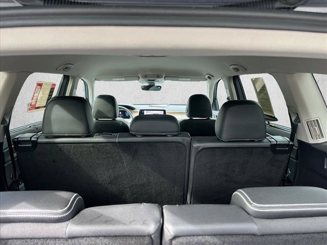 Used 2026 Volkswagen Atlas SE FWD image 14