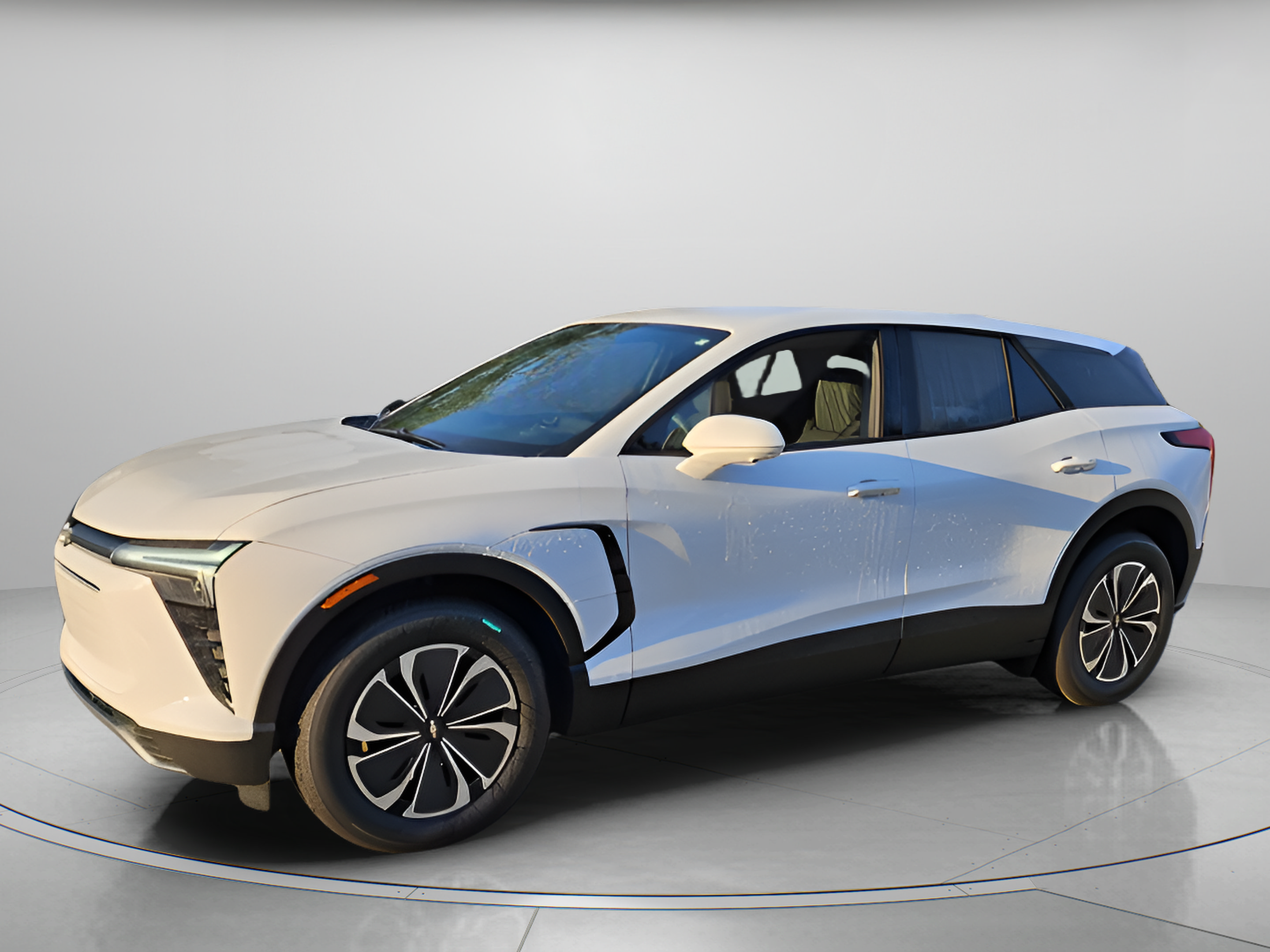 New 2025 Chevrolet Blazer EV LT AWD/4WD image 2
