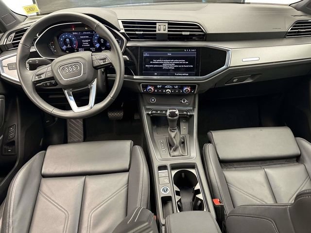 Used 2025 Audi Q3 2.0T Premium w/ Convenience Package AWD/4WD image 15