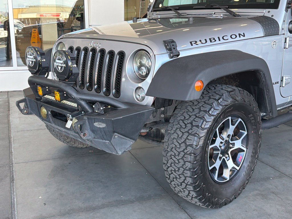 Used 2014 Jeep Wrangler Rubicon w/ Power Convenience Group AWD/4WD image 3