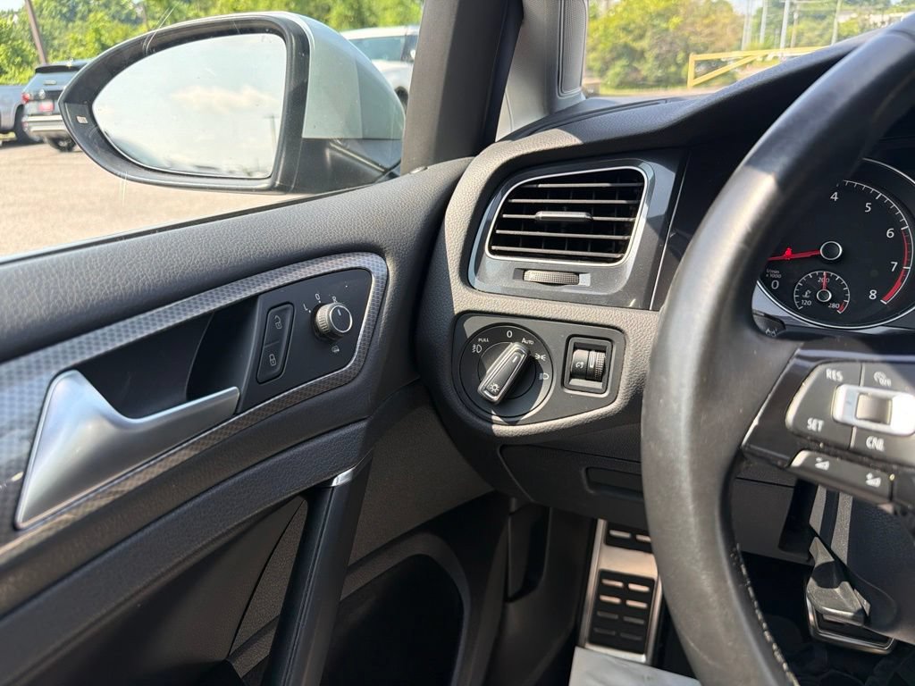 Used 2018 Volkswagen Golf Alltrack SE AWD/4WD image 15