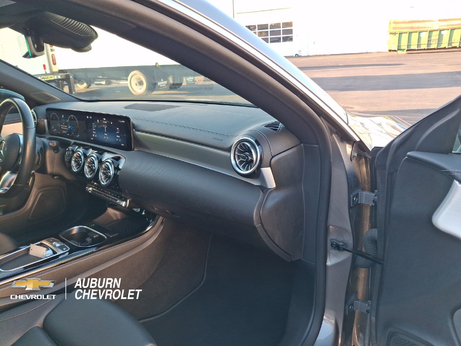 Used 2025 Mercedes-Benz CLA 250 4MATIC image 22