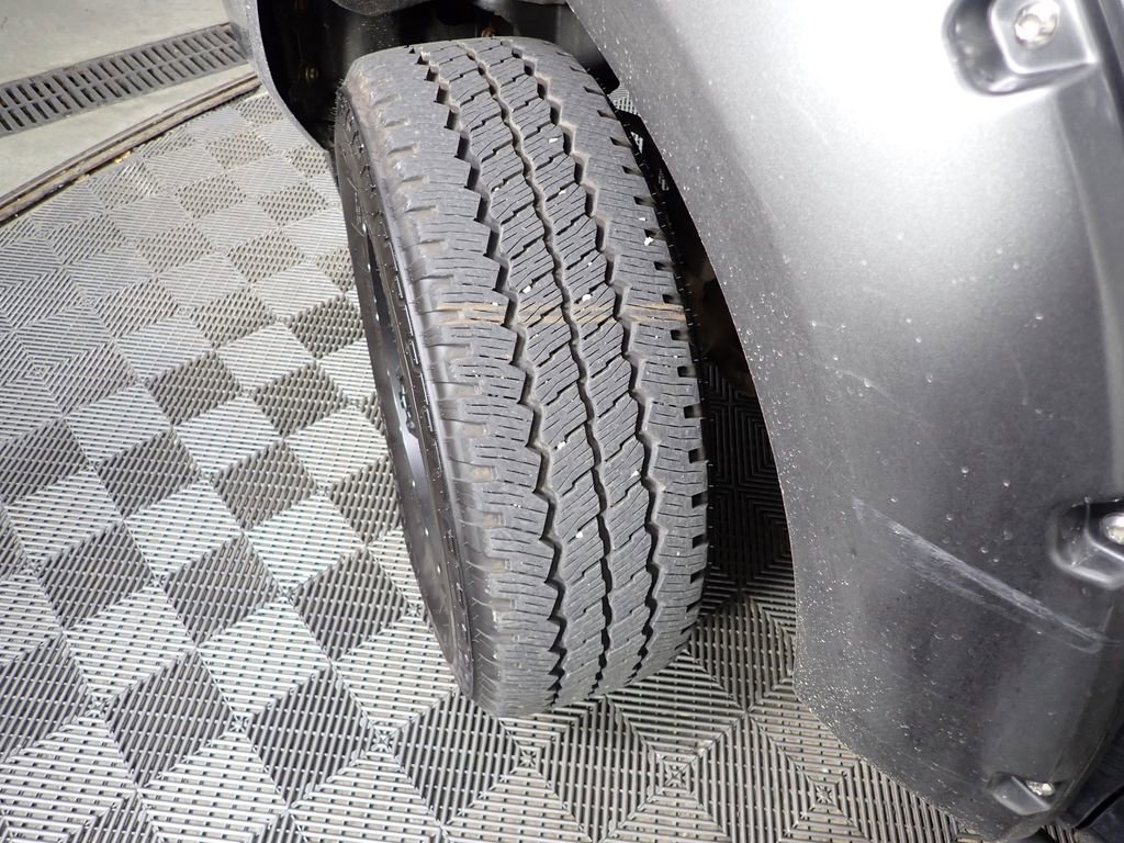 Used 2019 Ford F350 Lariat w/ Chrome Package image 36