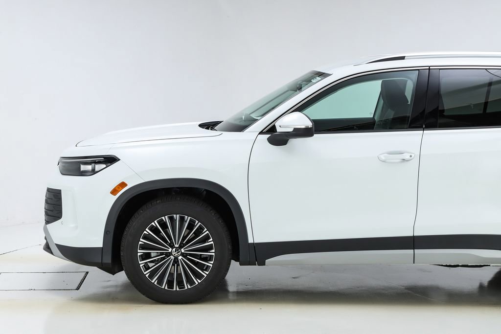 New 2026 Volkswagen Tiguan S image 3