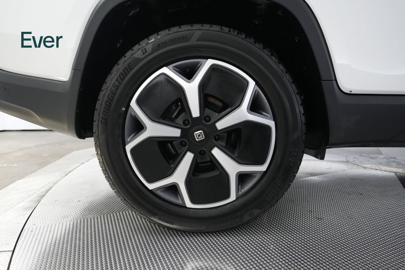 Used 2023 Rivian R1T Adventure Dual AWD/4WD image 21