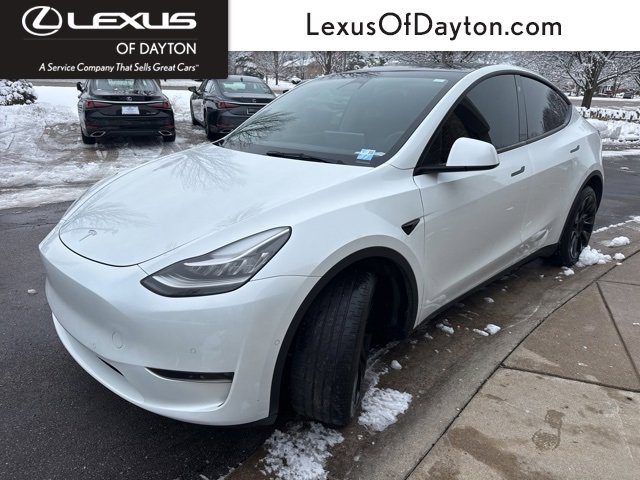 Used 2022 Tesla Model Y Long Range image 7
