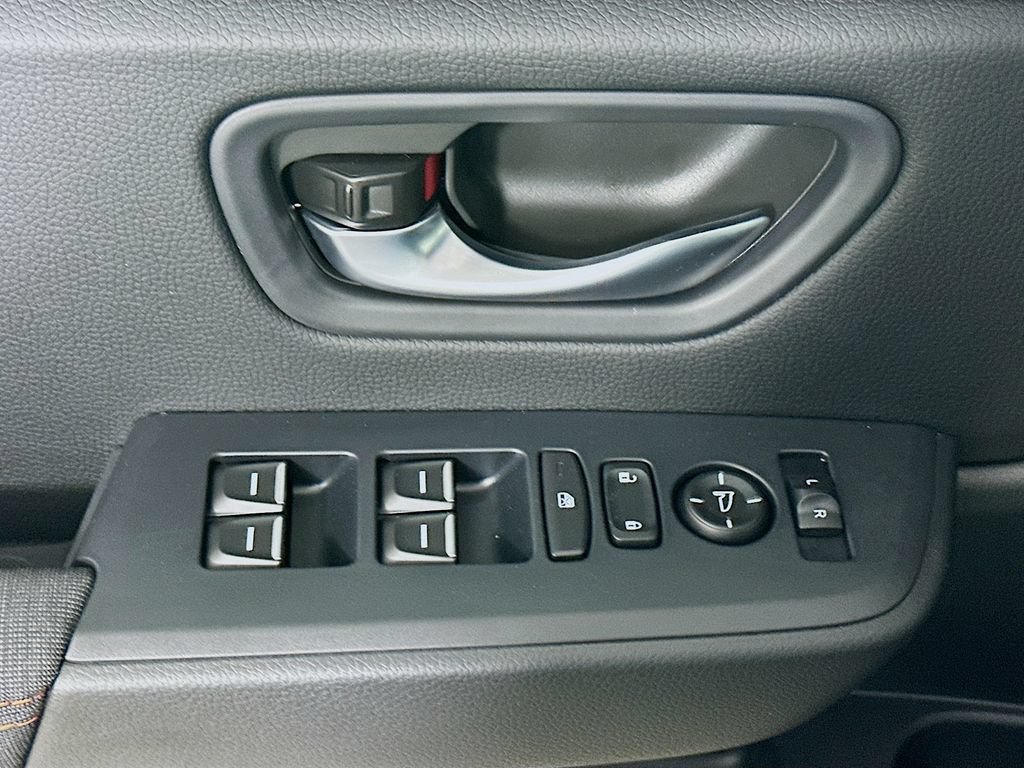 Used 2026 Honda Pilot Sport image 21