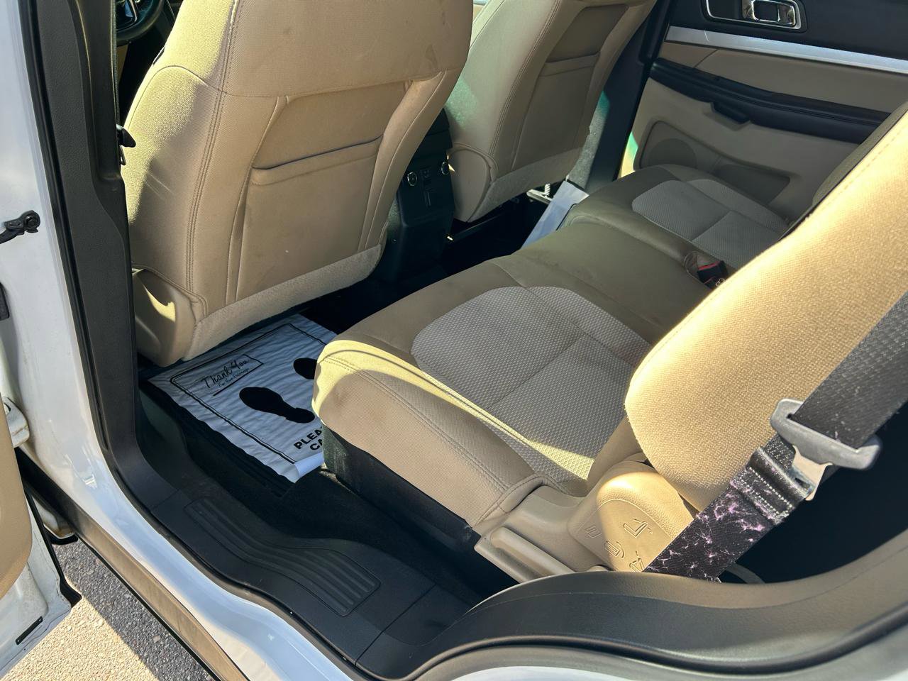 Used 2016 Ford Explorer XLT image 9