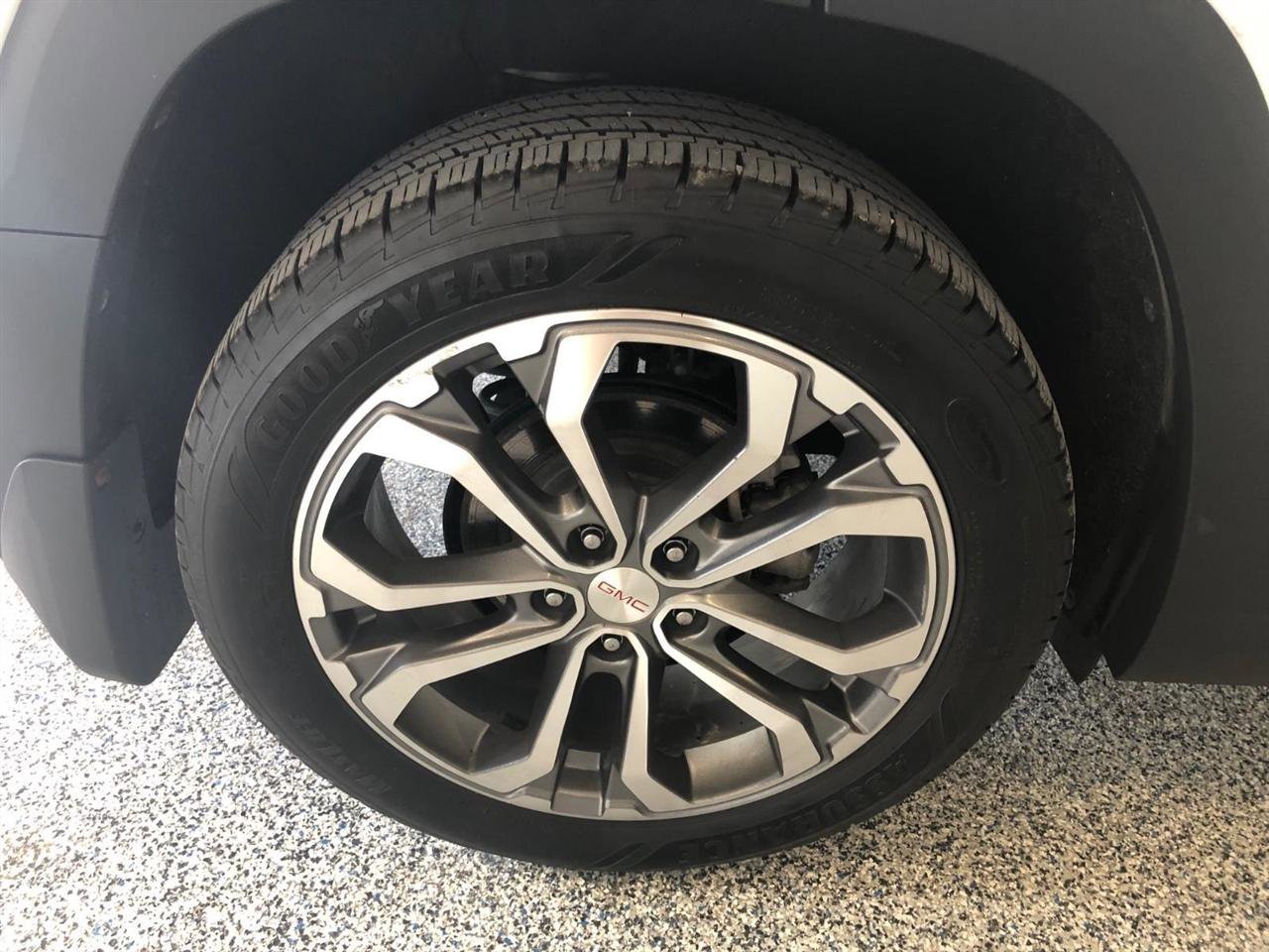 Used 2020 GMC Terrain SLT w/ Preferred Package AWD/4WD image 14