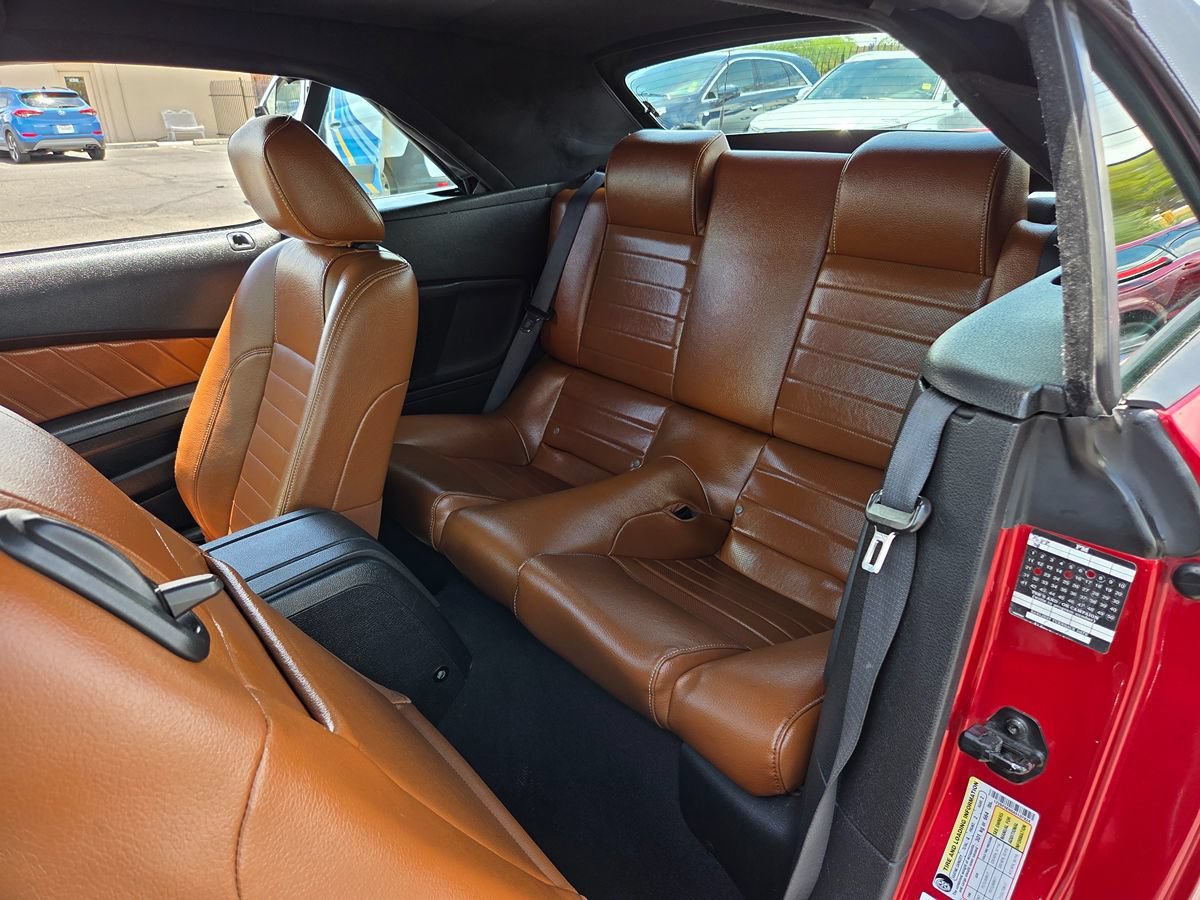 Used 2010 Ford Mustang Premium RWD image 25