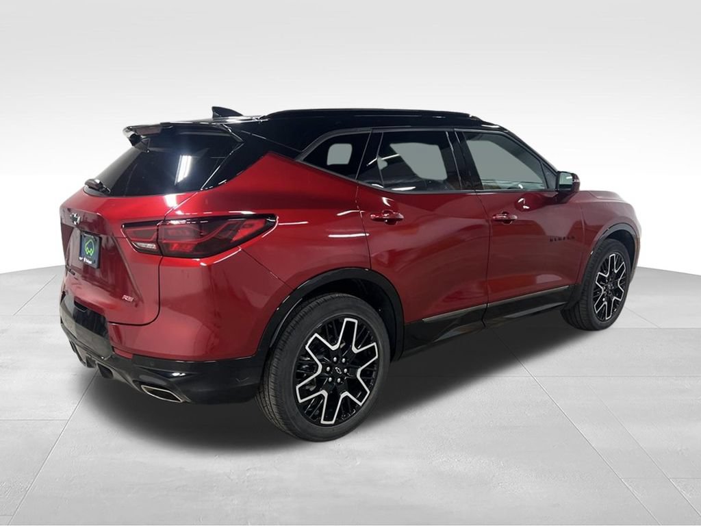 Certified 2023 Chevrolet Blazer RS w/ Driver Confidence II Package AWD/4WD image 9