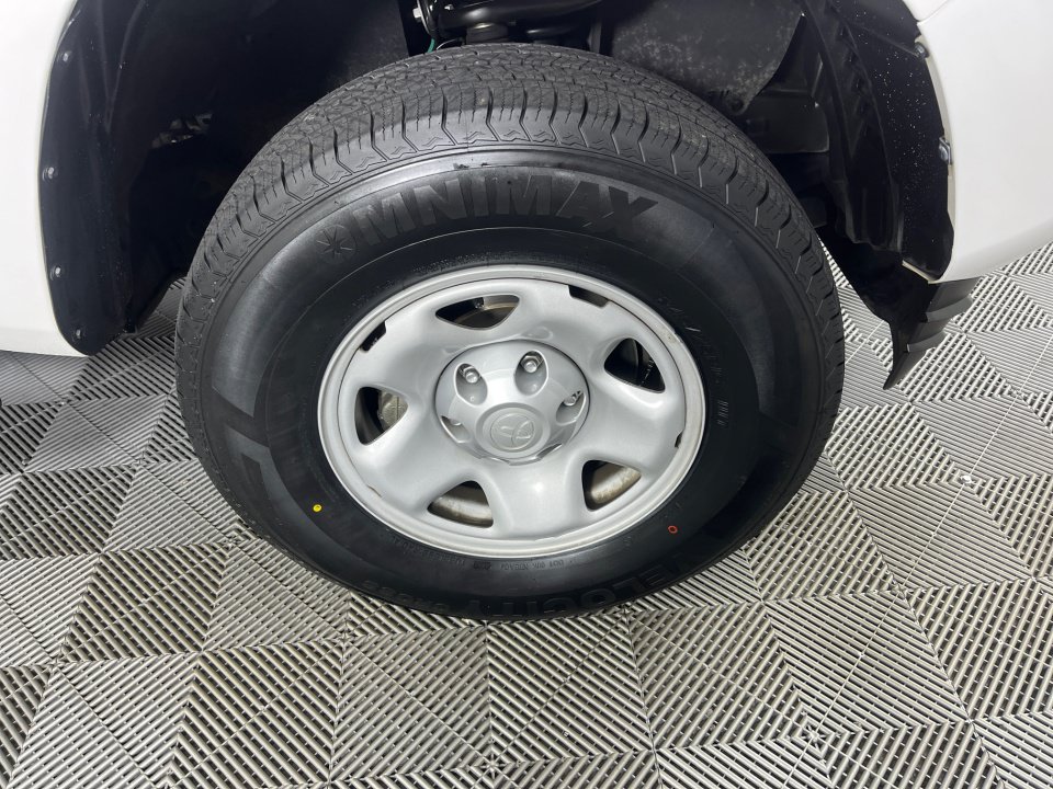 Used 2021 Toyota Tacoma SR w/ SR Convenience Package RWD image 28