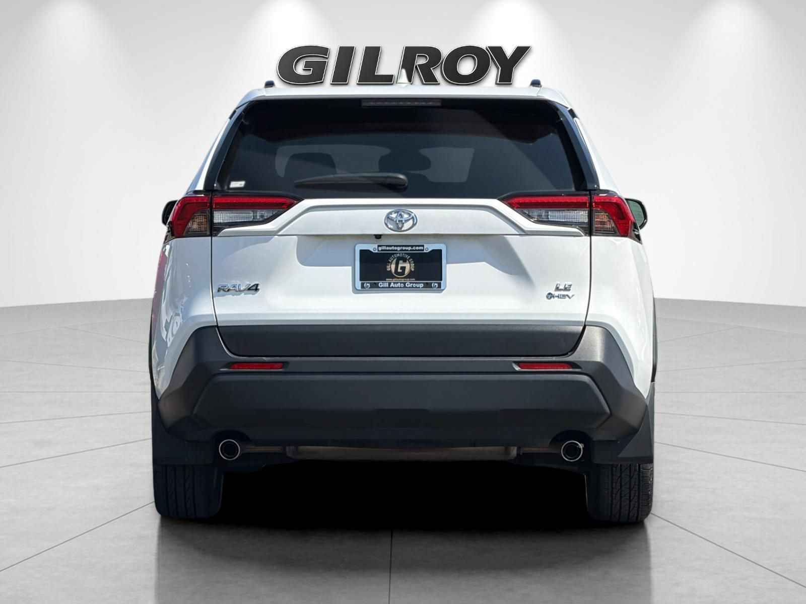 Used 2025 Toyota RAV4 LE AWD/4WD image 5