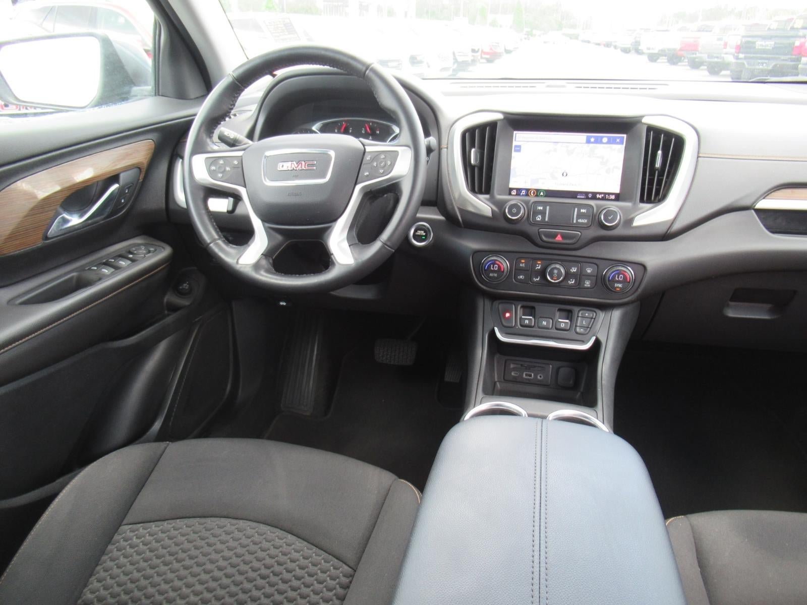 Used 2020 GMC Terrain SLE w/ Driver Convenience Package AWD/4WD image 12
