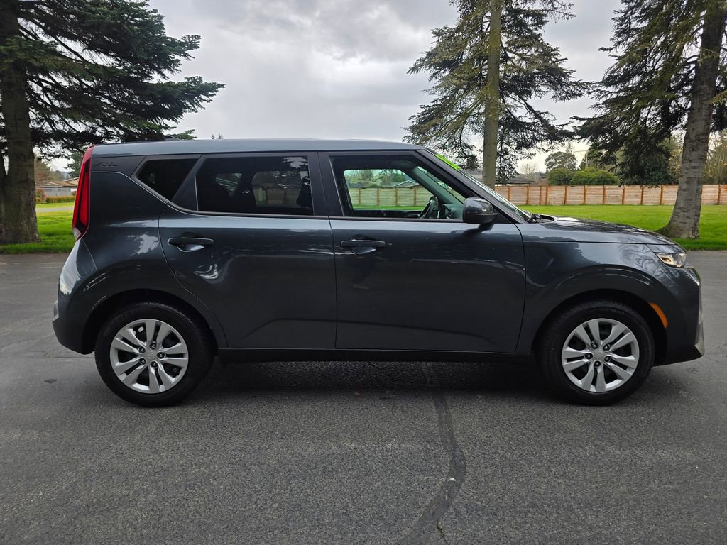 Used 2020 Kia Soul LX image 7