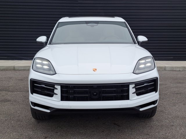 Used 2026 Porsche Cayenne AWD/4WD image 10