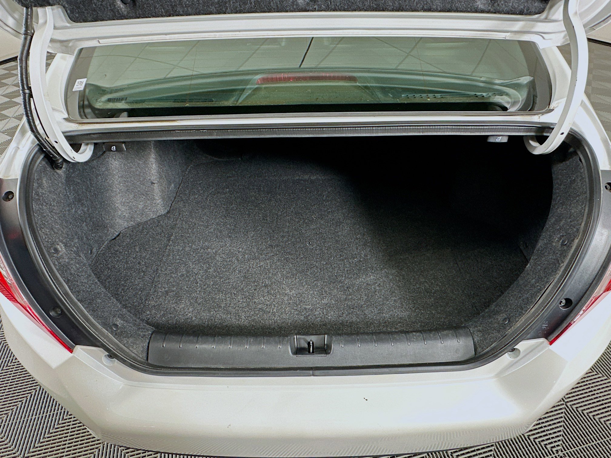Used 2020 Honda Civic Sport image 26