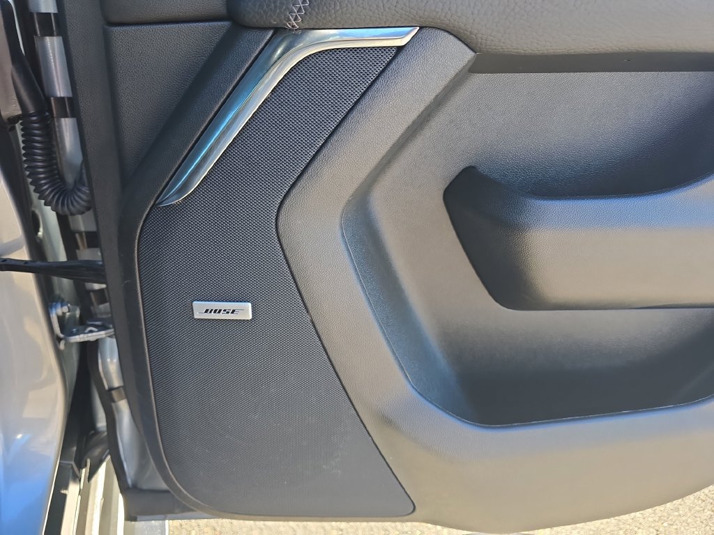 Used 2025 GMC Yukon Denali AWD/4WD image 19