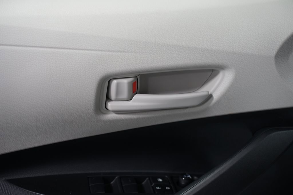 Certified 2023 Toyota Corolla LE image 29