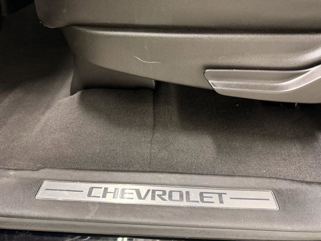 Used 2019 Chevrolet Suburban Premier image 27