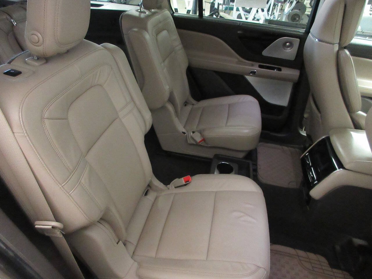 Used 2020 Lincoln Aviator Reserve w/ Equipment Group 202A AWD/4WD image 28