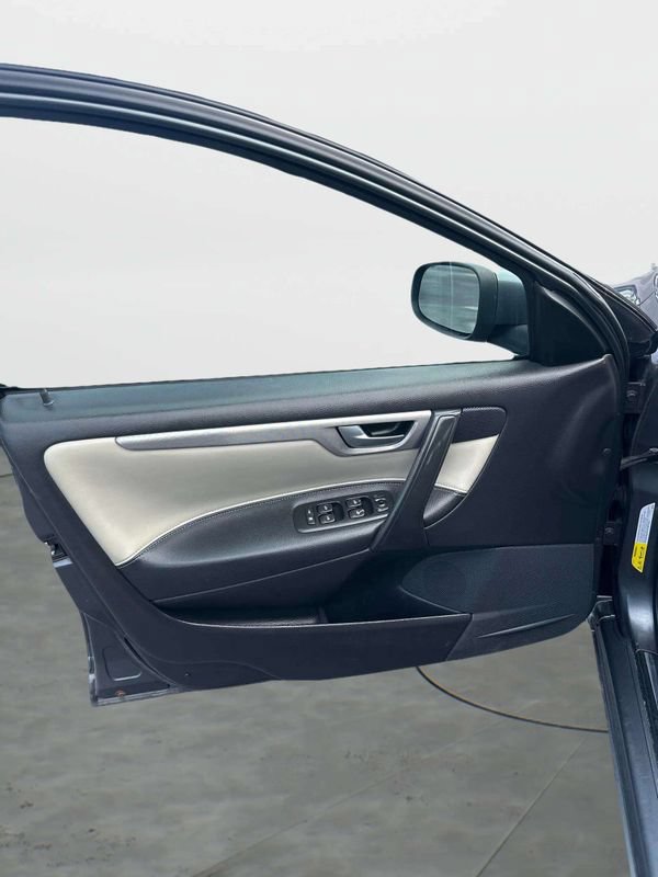 Used 2008 Volvo S60 T5 FWD image 19