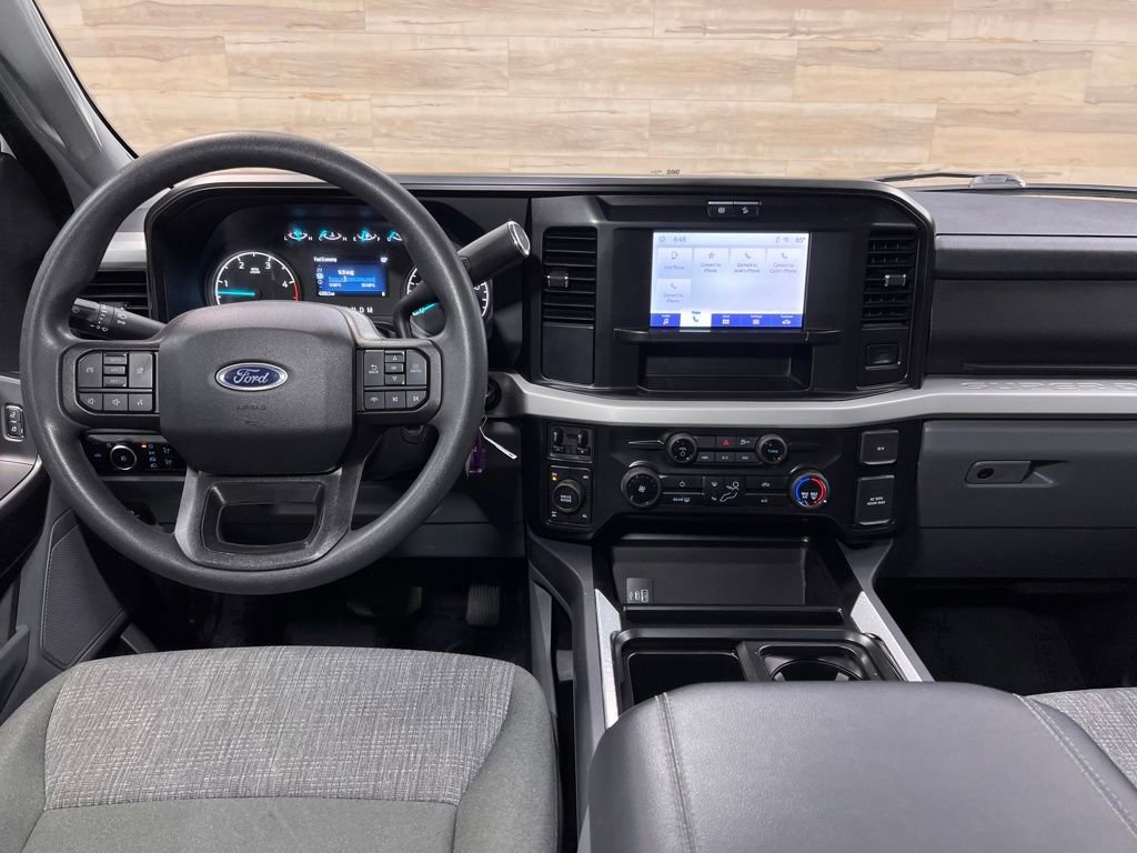 Used 2025 Ford F350 XLT image 2