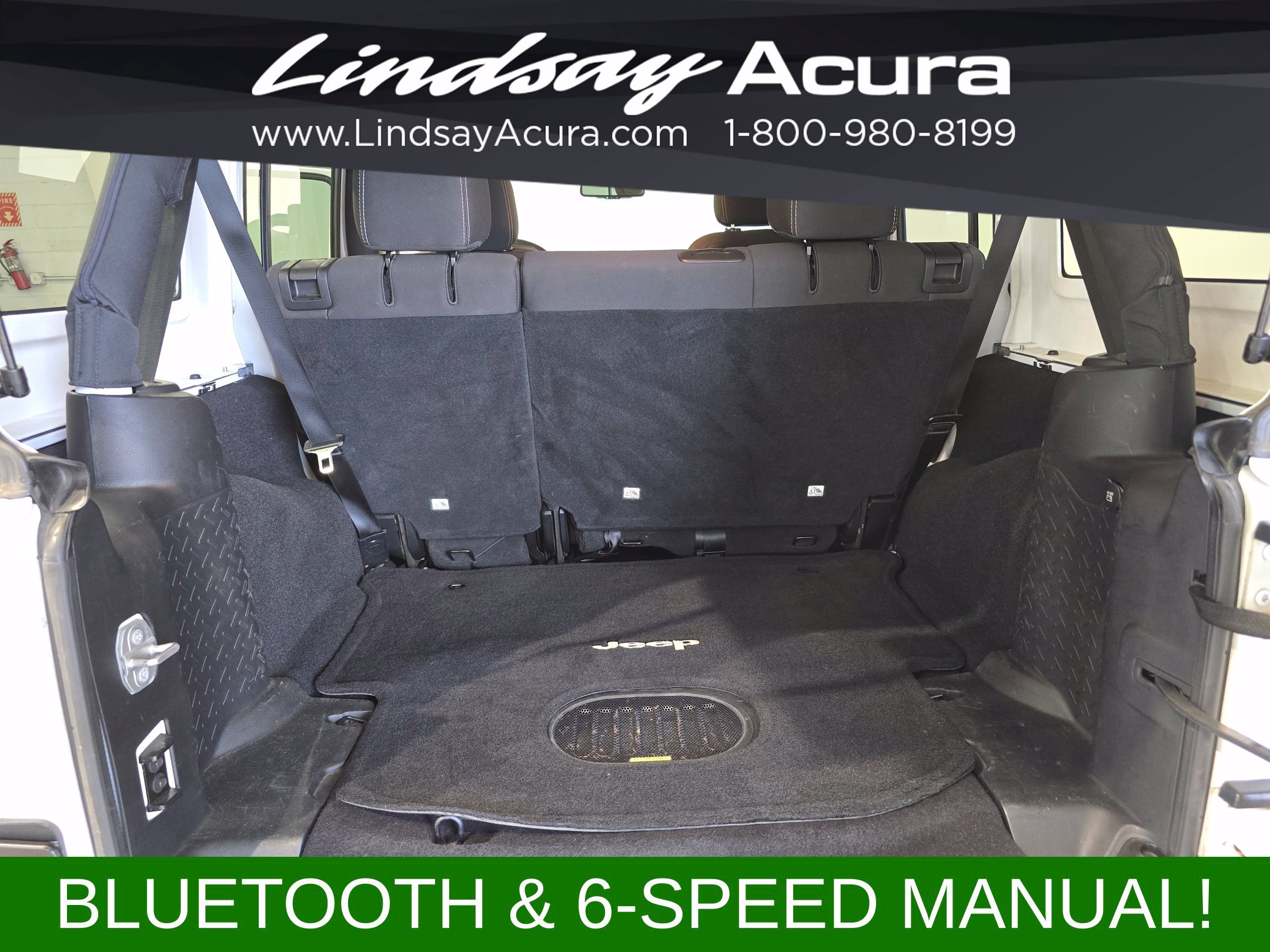 Used 2016 Jeep Wrangler Unlimited Sahara w/ Max Tow Package AWD/4WD image 9