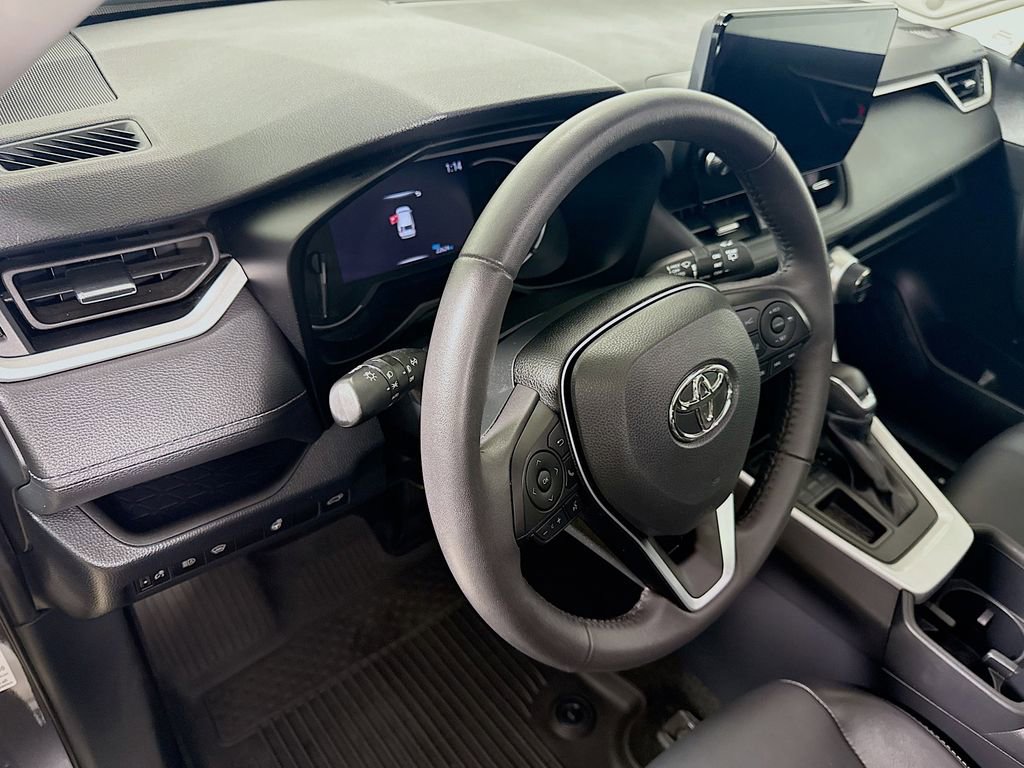 Certified 2023 Toyota RAV4 XLE Premium image 9