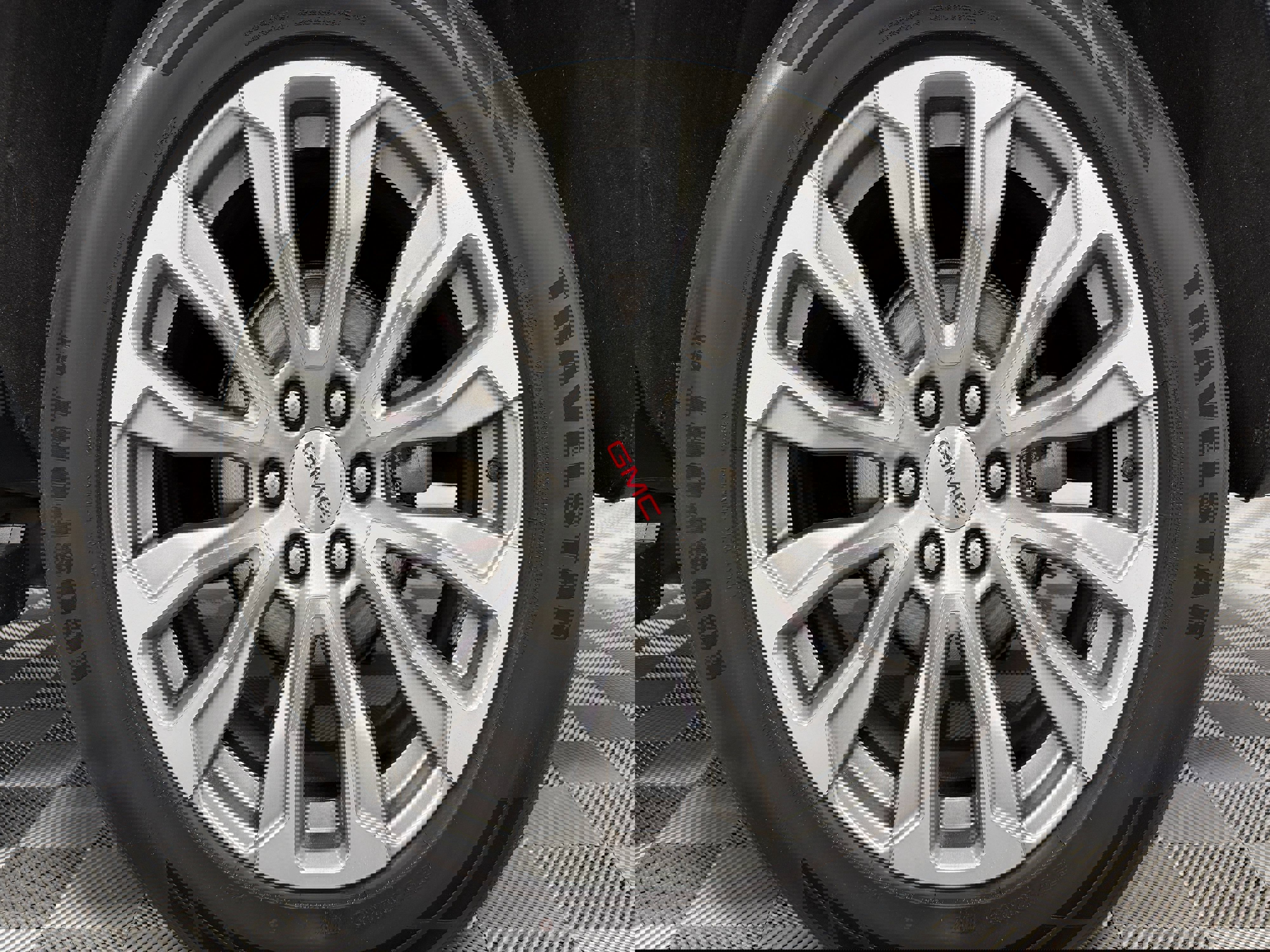 Used 2023 GMC Yukon Denali image 40