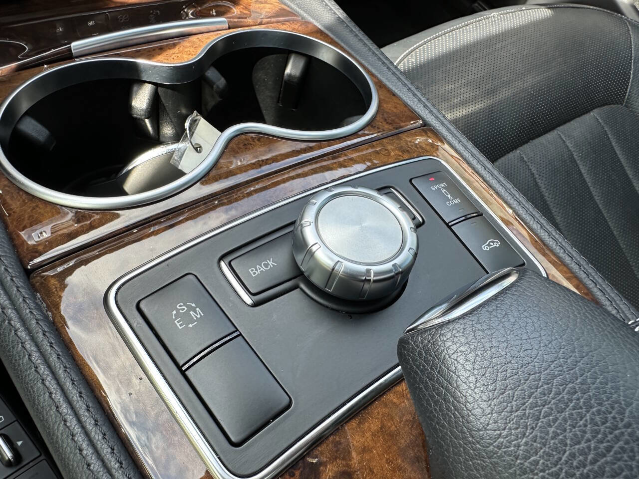 Used 2014 Mercedes-Benz CLS 550 4MATIC image 28