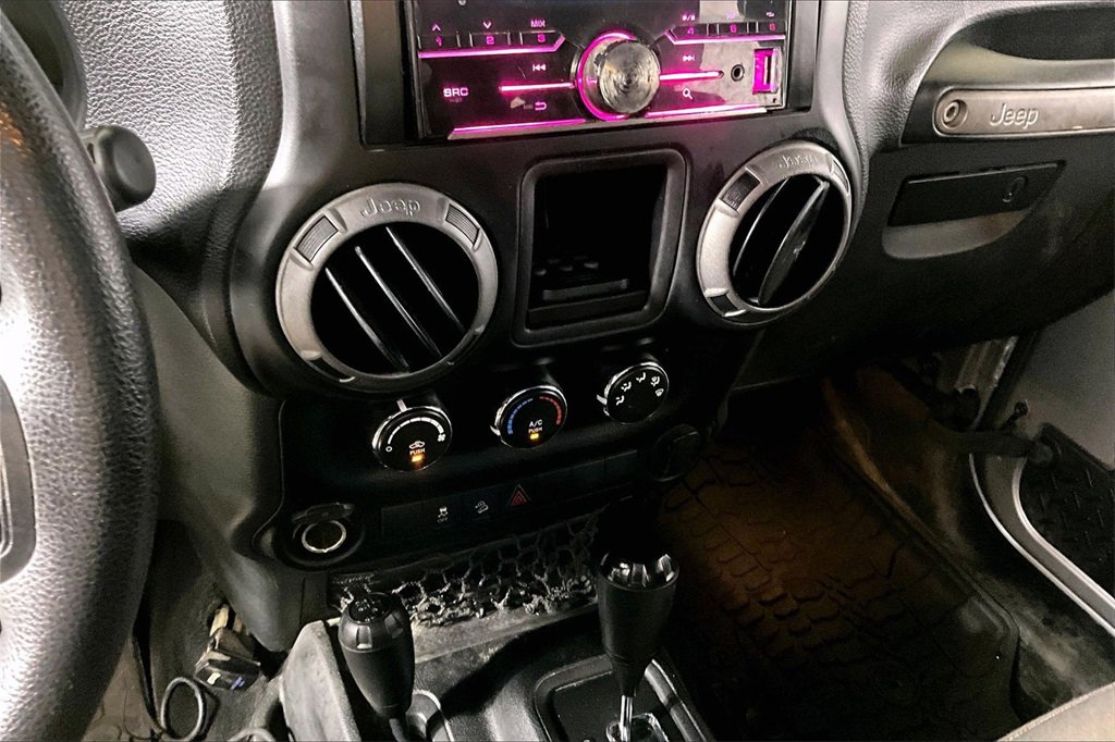 Used 2016 Jeep Wrangler Unlimited Sport image 20