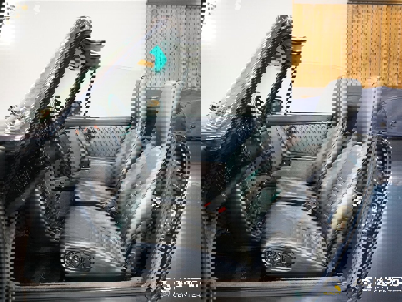 Used 1989 Porsche 911 Carrera image 18