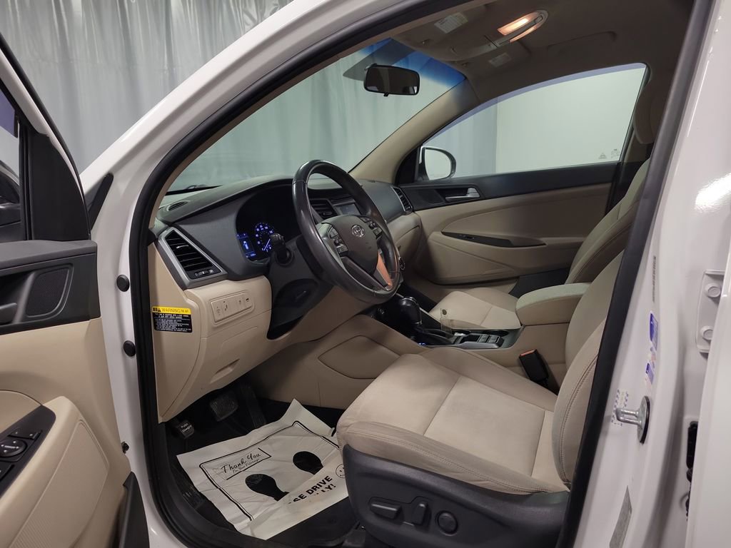 Used 2017 Hyundai Tucson Sport AWD/4WD image 13