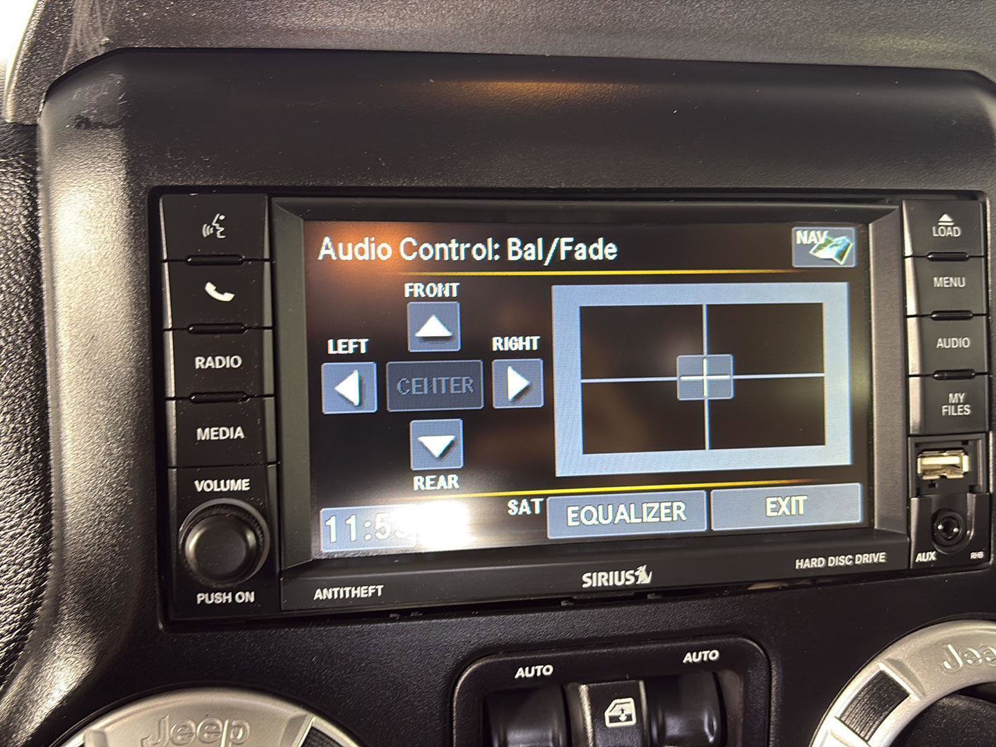 Used 2015 Jeep Wrangler Unlimited Sahara w/ Connectivity Group image 25