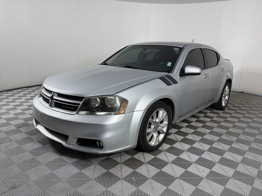 Used 2012 Dodge Avenger R/T FWD image 3