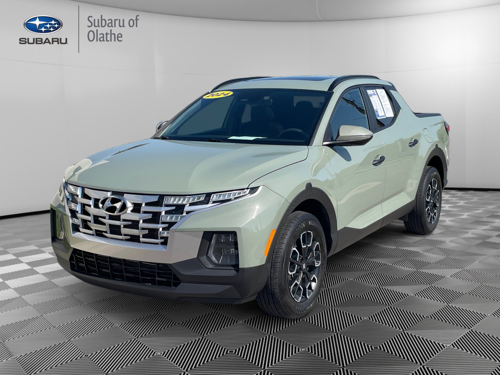 Used 2024 Hyundai Santa Cruz SEL w/ Activity Package image 13