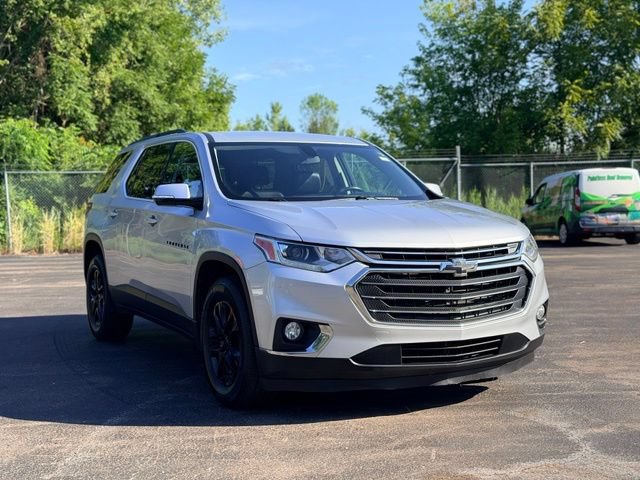Used 2019 Chevrolet Traverse LT w/ LPO, Floor Liner Package FWD image 4
