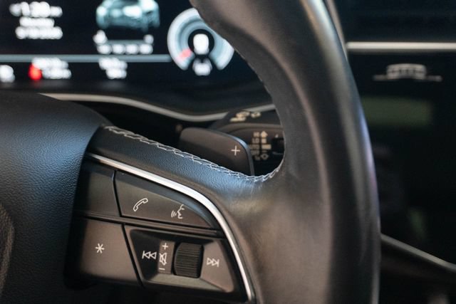 Used 2021 Audi Q8 Premium Plus w/ Premium Plus Package AWD/4WD image 39
