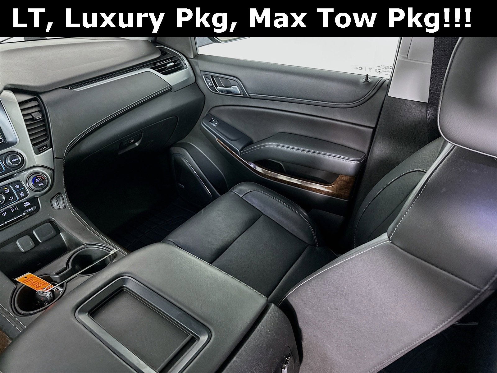 Used 2018 Chevrolet Suburban LT image 26