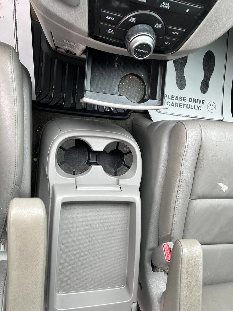 Used 2013 Honda Odyssey Touring Elite image 15