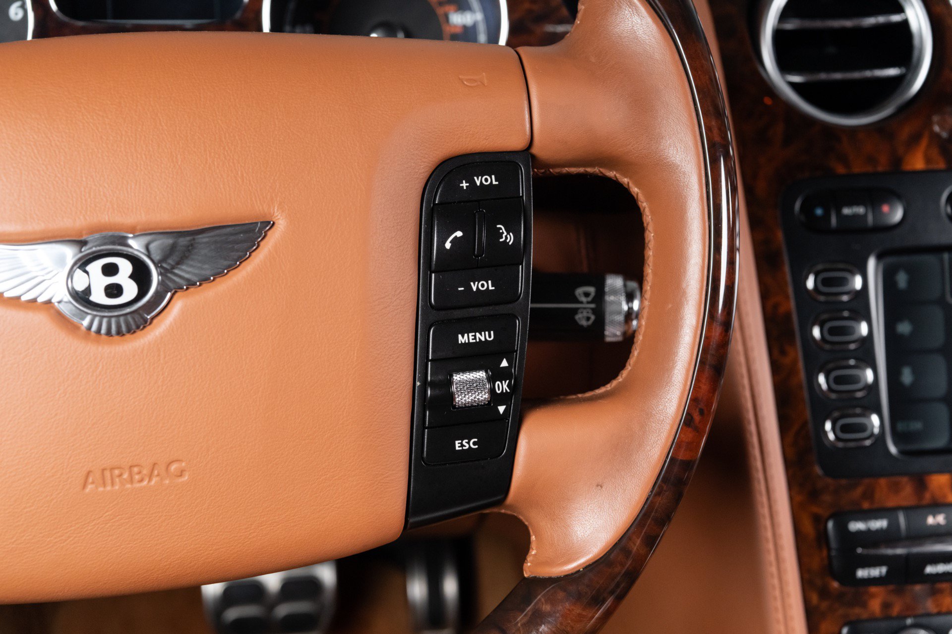 Used 2006 Bentley Continental GT AWD/4WD image 48