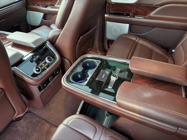 Used 2021 Lincoln Navigator L Black Label w/ Cargo Convenience Package image 22